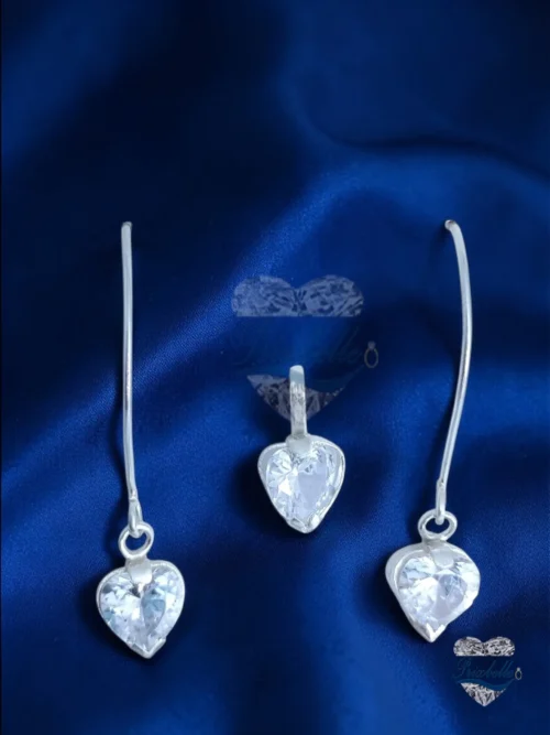 conjunto-en-piedra-corazon-blanco-largo-plataa