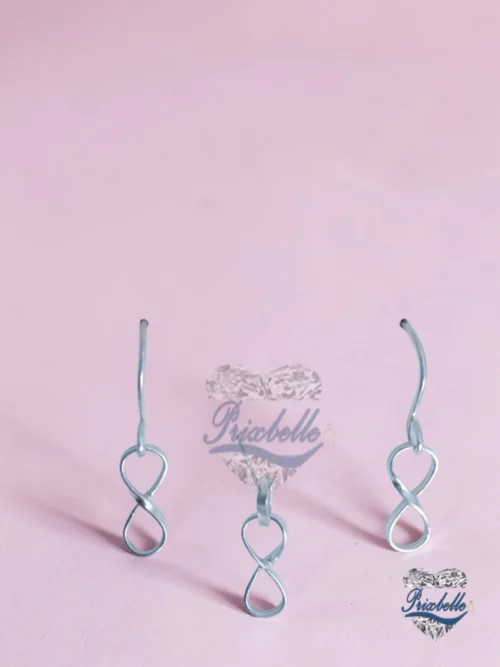 Hermoso conjunto en forma de infinito